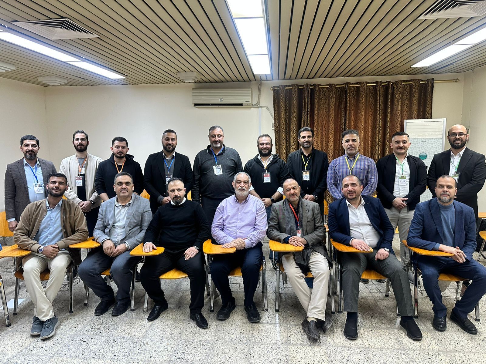 كلية الطب جامعة النهرين تقيم دورة الدولية في اسناد الحياة المتقدم للاصابات